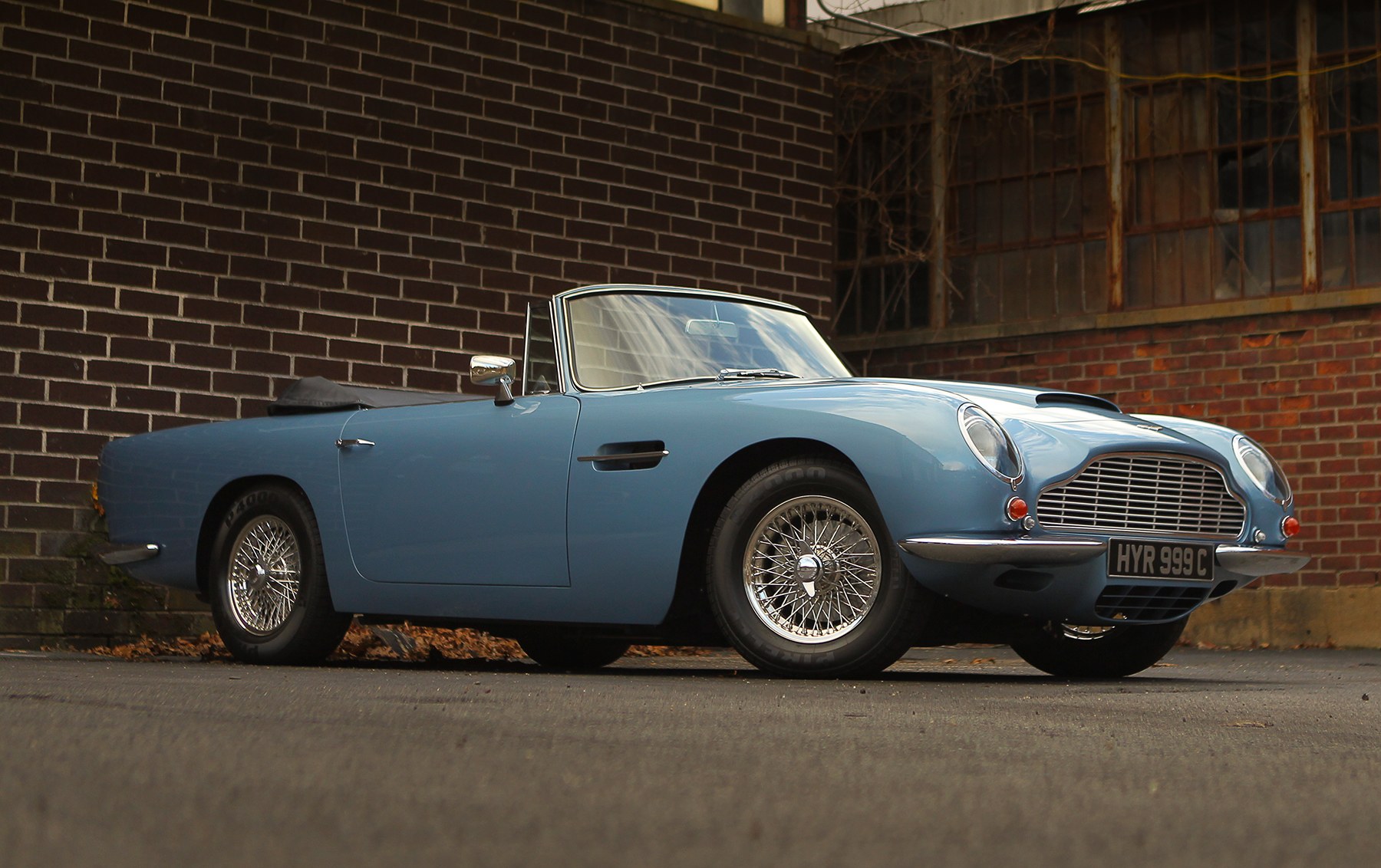 アストンマーチン 1965 Aston Martin Short Chassis Volante | Gooding Christie's
